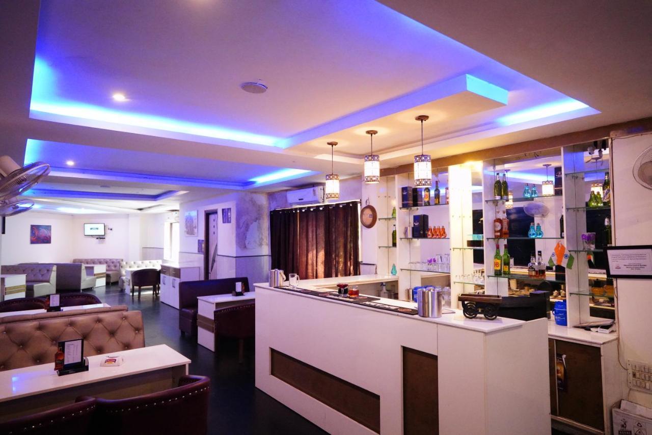 Hotel Gaurab Near Paltan Bazaar Dehradun Luaran gambar