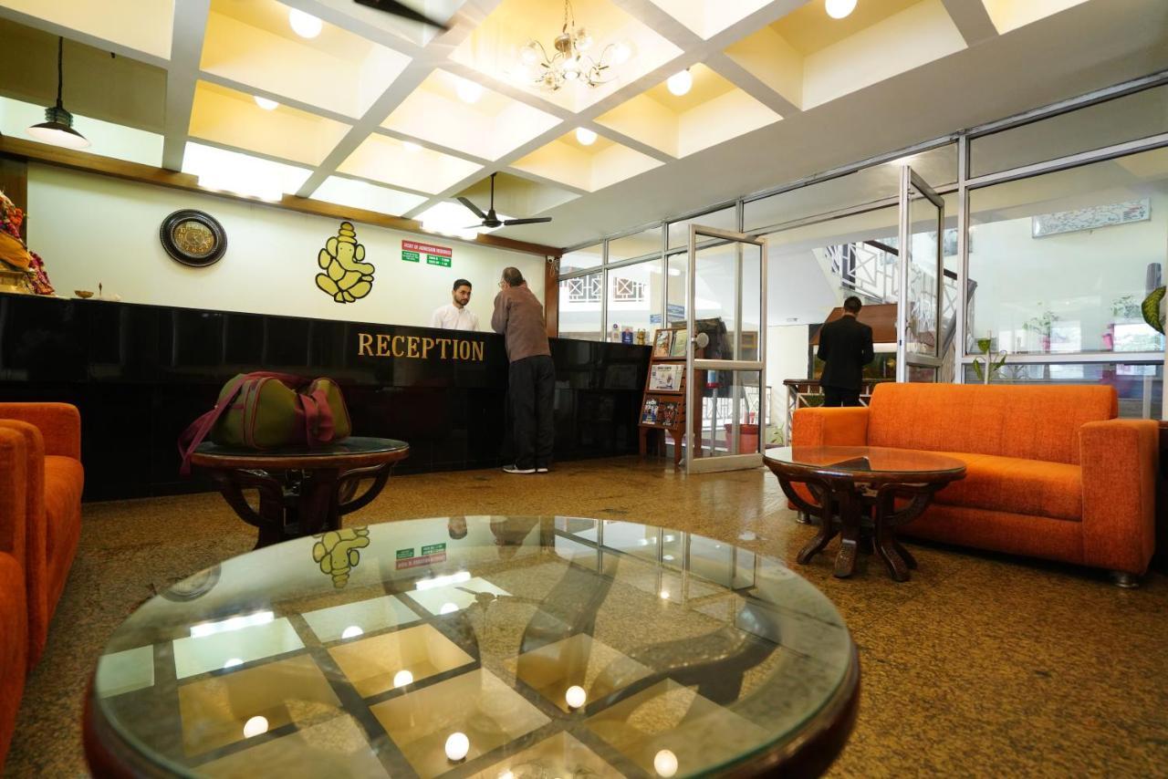 Hotel Gaurab Near Paltan Bazaar Dehradun Luaran gambar