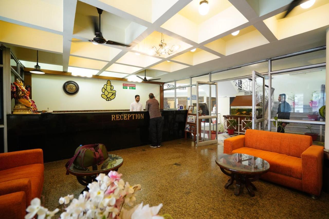 Hotel Gaurab Near Paltan Bazaar Dehradun Luaran gambar